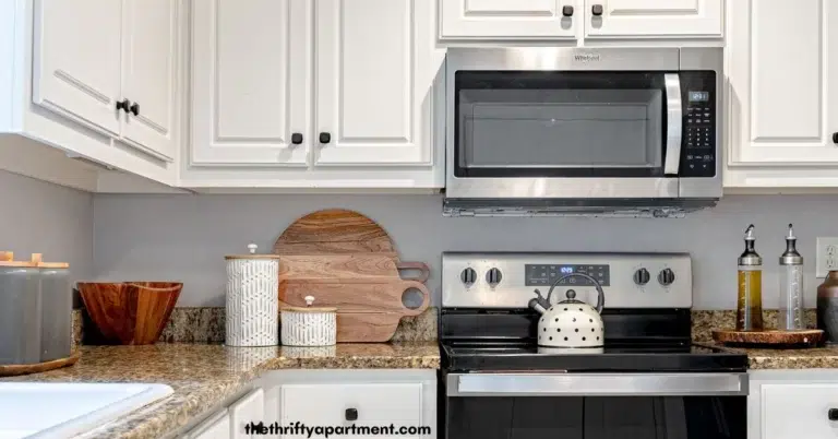 kitchen hardware and countertop styling