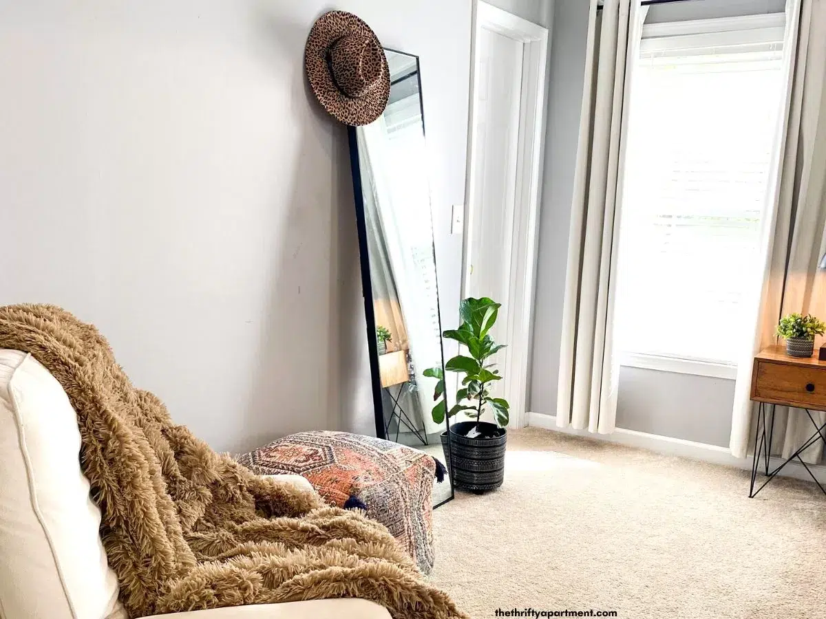 mirror in bedroom