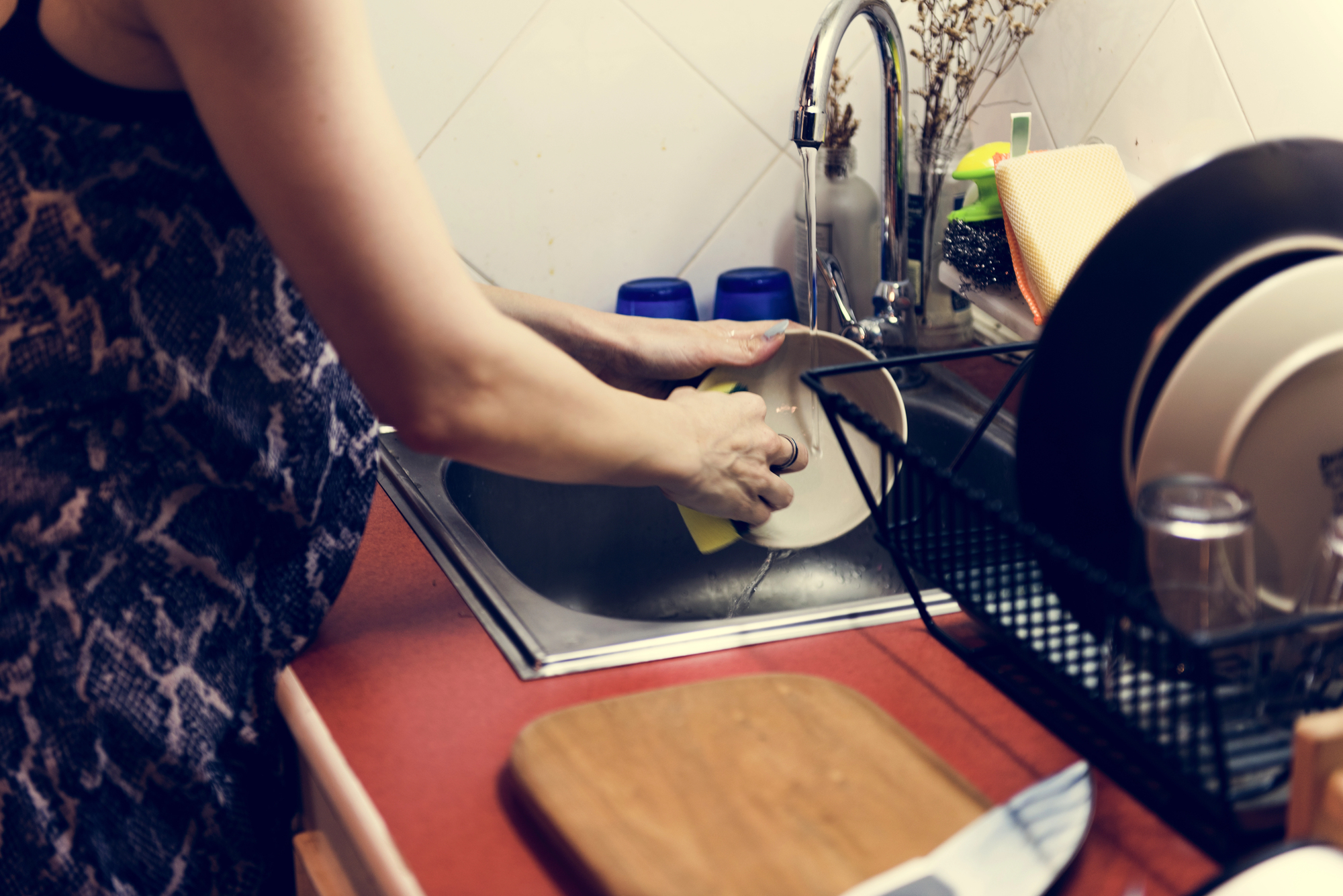washing dishes