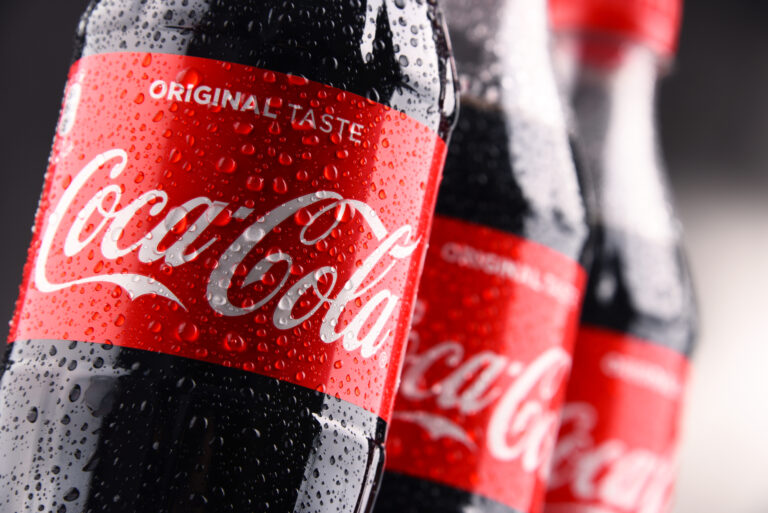 The Most Unexpected Ways People Use A Can of Coke That Have Nothing to Do With Drinking It