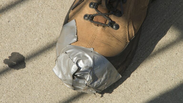 One Roll, Dozens of Uses — You Won’t Believe What a Single Roll of Duct Tape Can Do