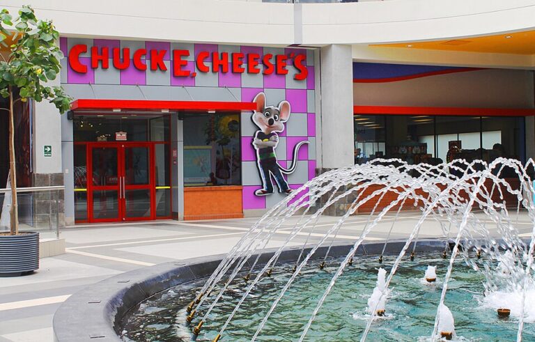 chuck e cheese