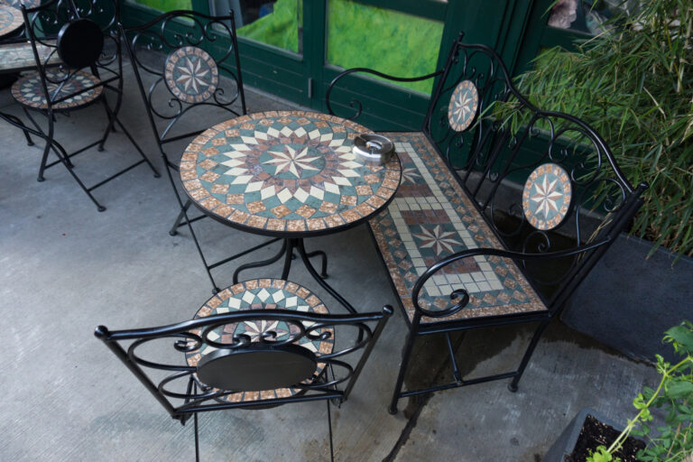 10 Outdoor Décor Pieces to Buy at the Thrift Store Before Everyone Starts Decorating for Summer