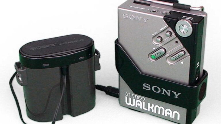 Vintage Electronics in Your Attic Worth a Fortune Today