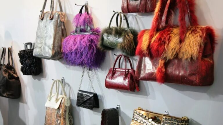 These Items Will Fly Off the Table at Your Yard Sale