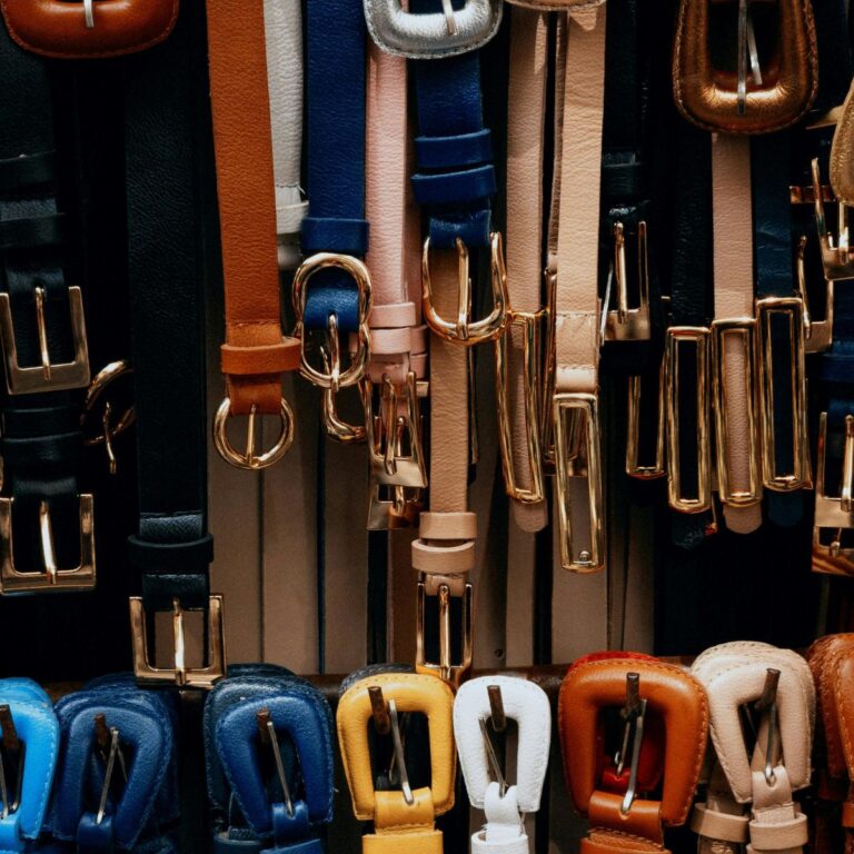 Thrift Shoppers Say These 10 Store Practices Have Gone Too Far (And They’ve Had Enough)
