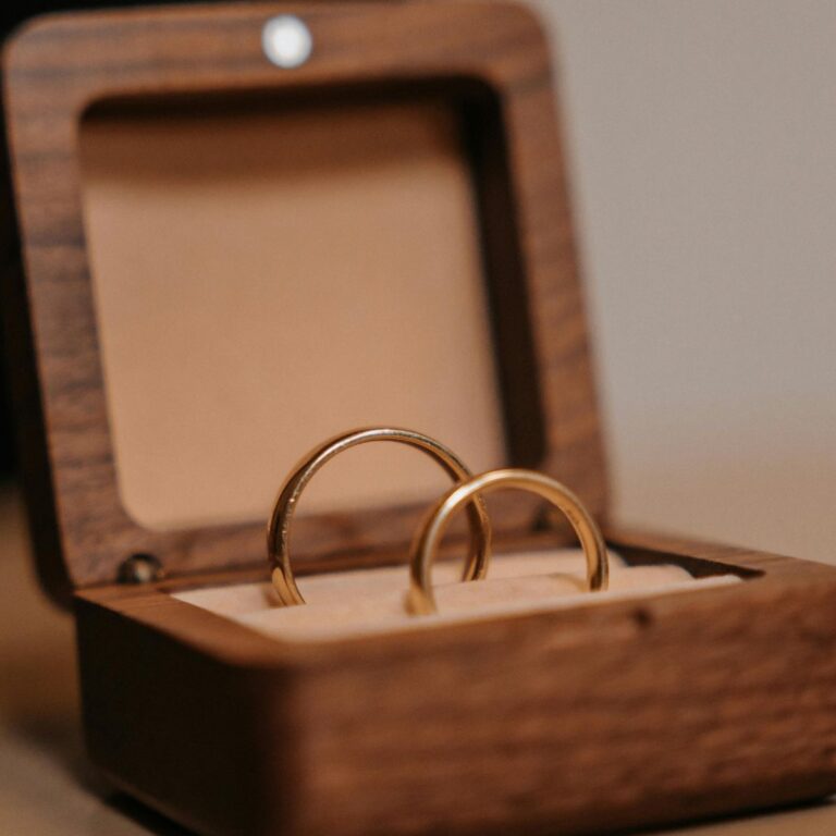 Woman Finds $250 Ring in Estate Sale Purchase—Is She Obligated to Give It Back?