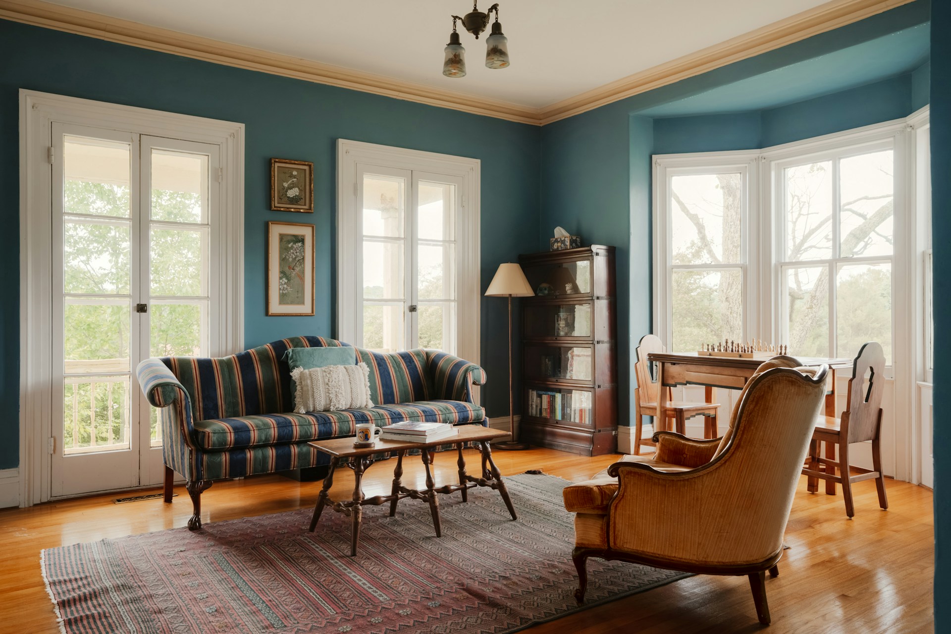 Vintage Is Back, and It&rsquo;s Changing the Way People Decorate Their Homes